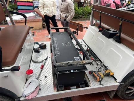 Pin Greentech LFP Lifepo4 dùng cho các xe điện từ 4 chỗ đến 14 chỗ an toàn chất lượng cao