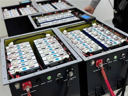 Xe điện 4 bánh nên dùng Pin lithium cell chuẩn hãng EVE+ hoặc Guoxuan High-Tech