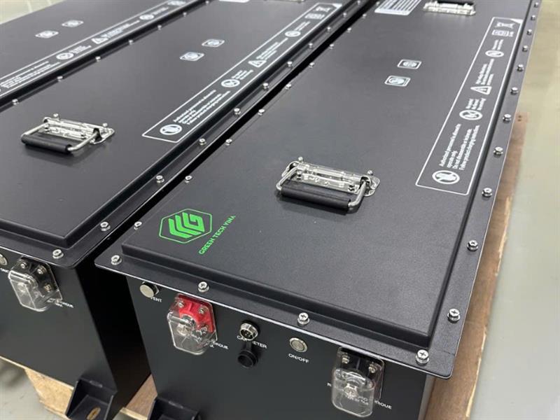 Pin Lithium S76304 giải pháp vàng năng lượng cho xe điện kiểu Bus từ 8 đến 14 chỗ chở khách khách du lịch