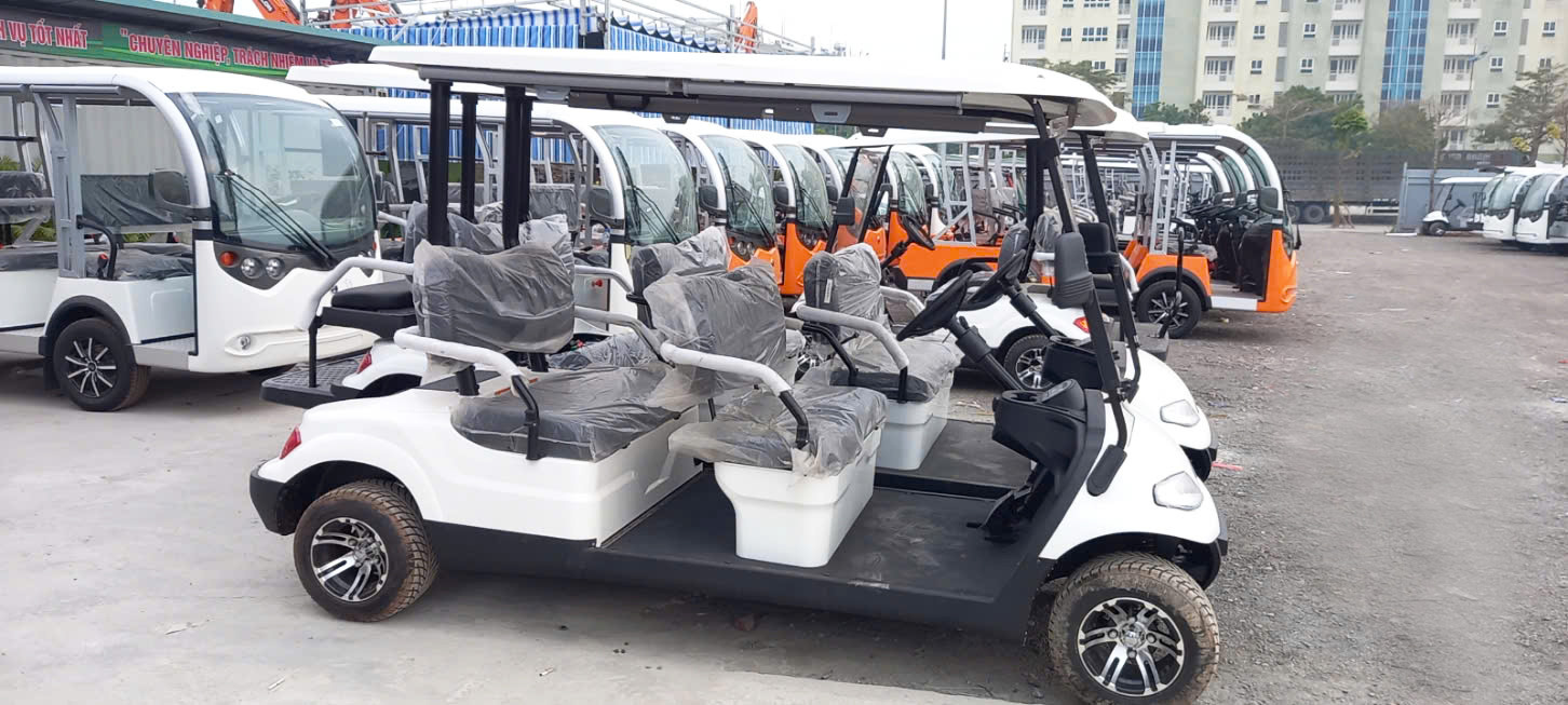 Xe điện Bệnh Viện, Trường học